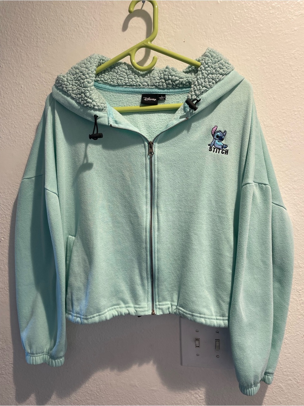 🛸 Disney Lilo & Stitch Sherpa Lined Crop Hoodie 🩵